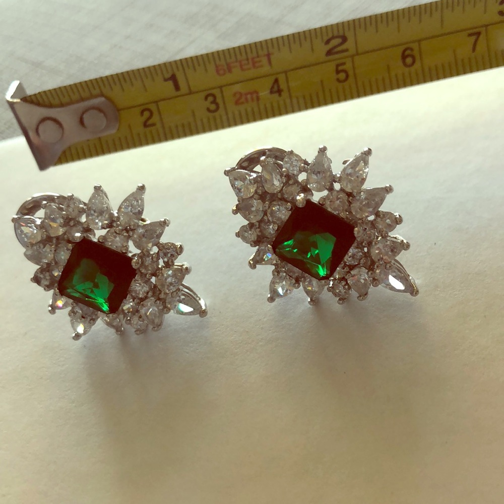 NWT cubic zirconia earrings